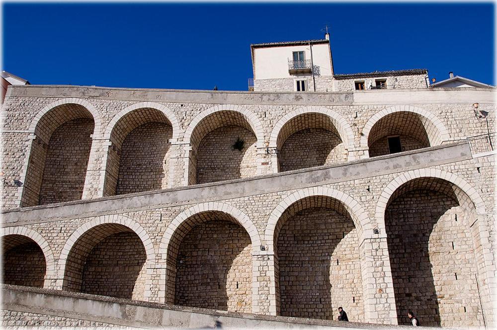 Perbacco Hotel SantʼAngelo Limosano Exterior foto